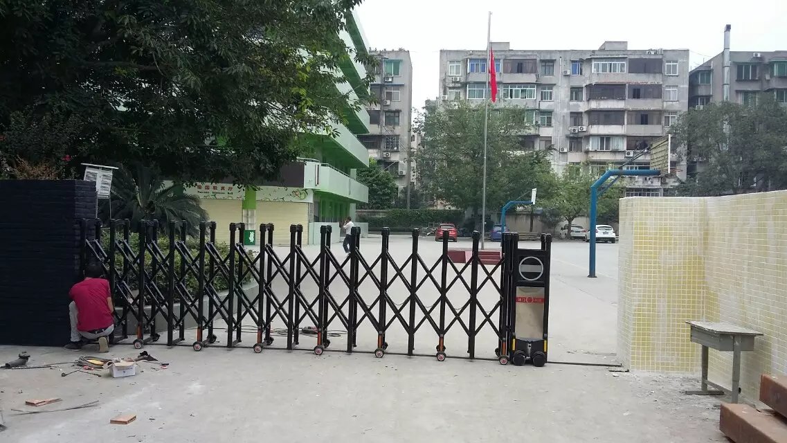 保定竞秀区保定竞秀区深圳市伸缩门